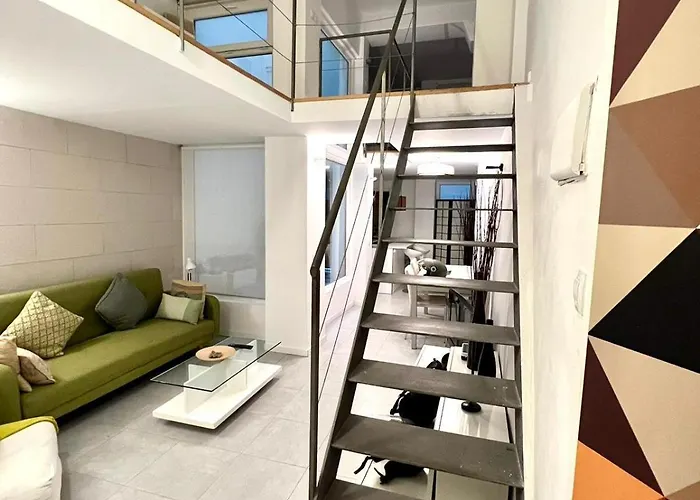 Excelente Loft En Trafalgar